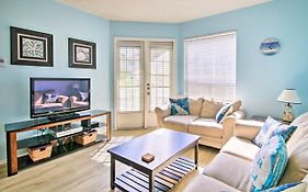 Corpus Christi Condo - Walk To Whitecap Beach!